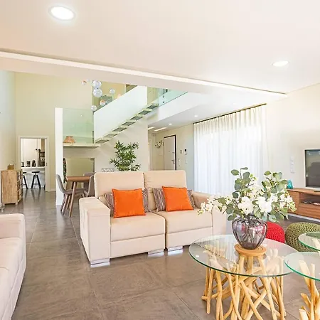 Villa Sassi Aroeira (Setubal)