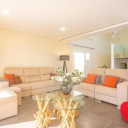 Villa Sassi Aroeira (Setubal)